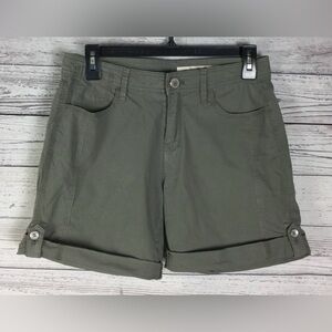 DKNY Jeans Women’s Green Tab Cuffed Flat Front Stretch Chino Shorts